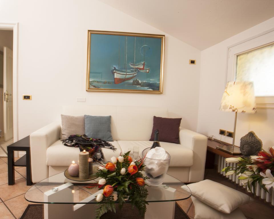 Hotel Locanda Rosy กัตตอลิกา ห้อง รูปภาพ