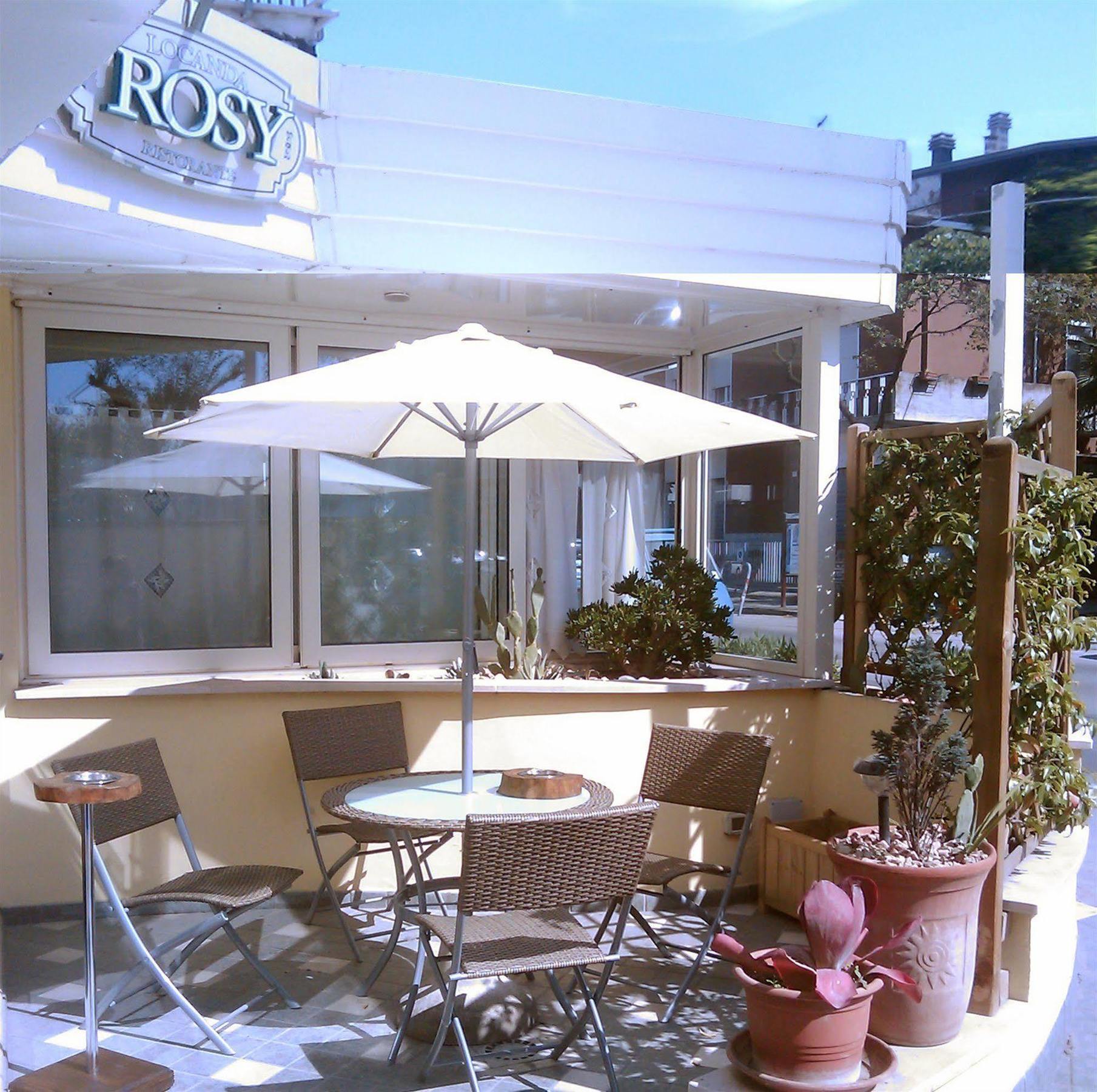 Hotel Locanda Rosy กัตตอลิกา ภายนอก รูปภาพ